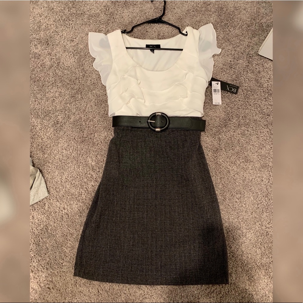 NWT Belted ruffle dress